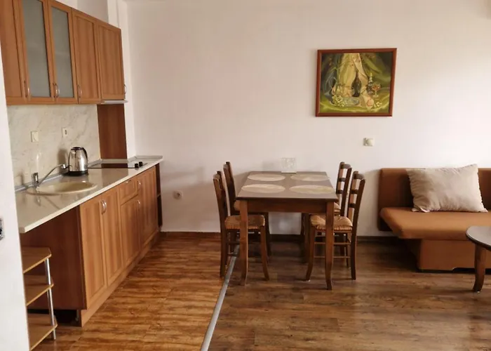 Park & Sea Retreat * Obzor