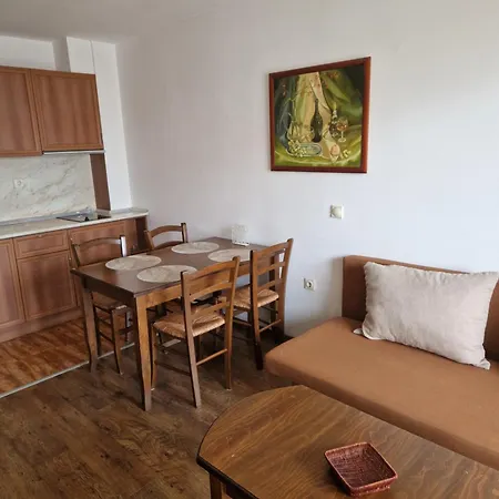 Park & Sea Retreat Apartment Obsor