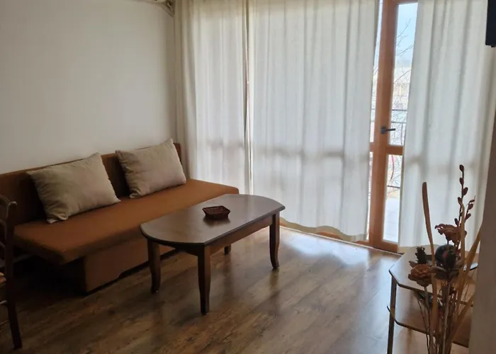 Apartment Park & Sea Retreat